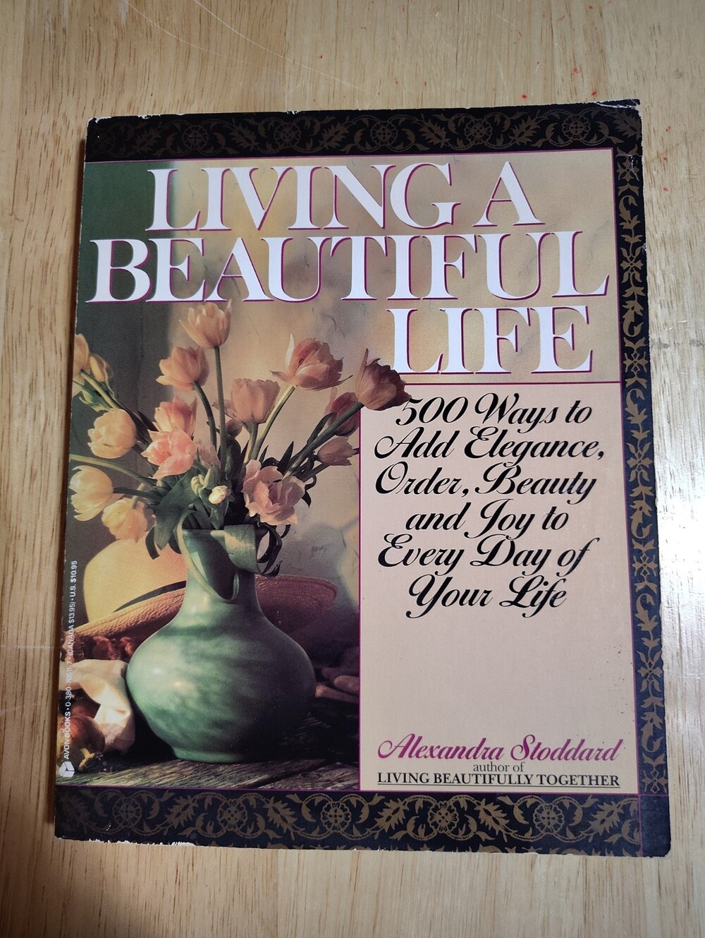 Vintage Living a Beautiful Life Softcover Book 1988